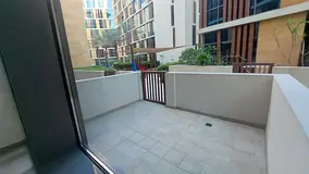 Dubai Wharf - 1 Bed Room Apartment - 2 Bath - with small Terrace - Big Apartment - Rent: 85,000