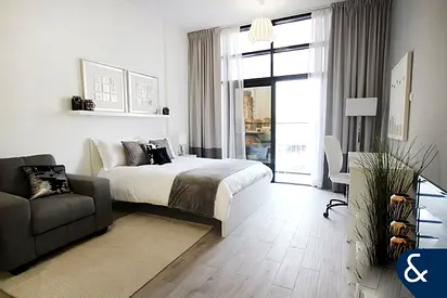 Large Studio | Furnished | Vacant
