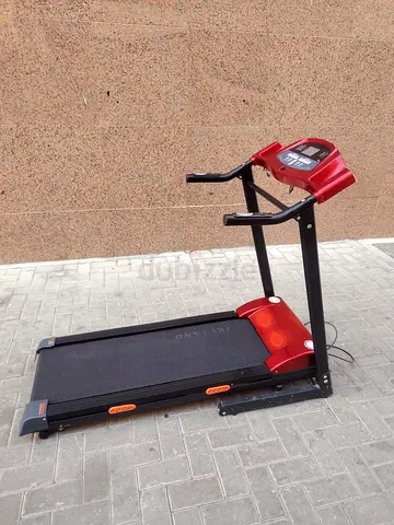 Skyland treadmill urgent sale