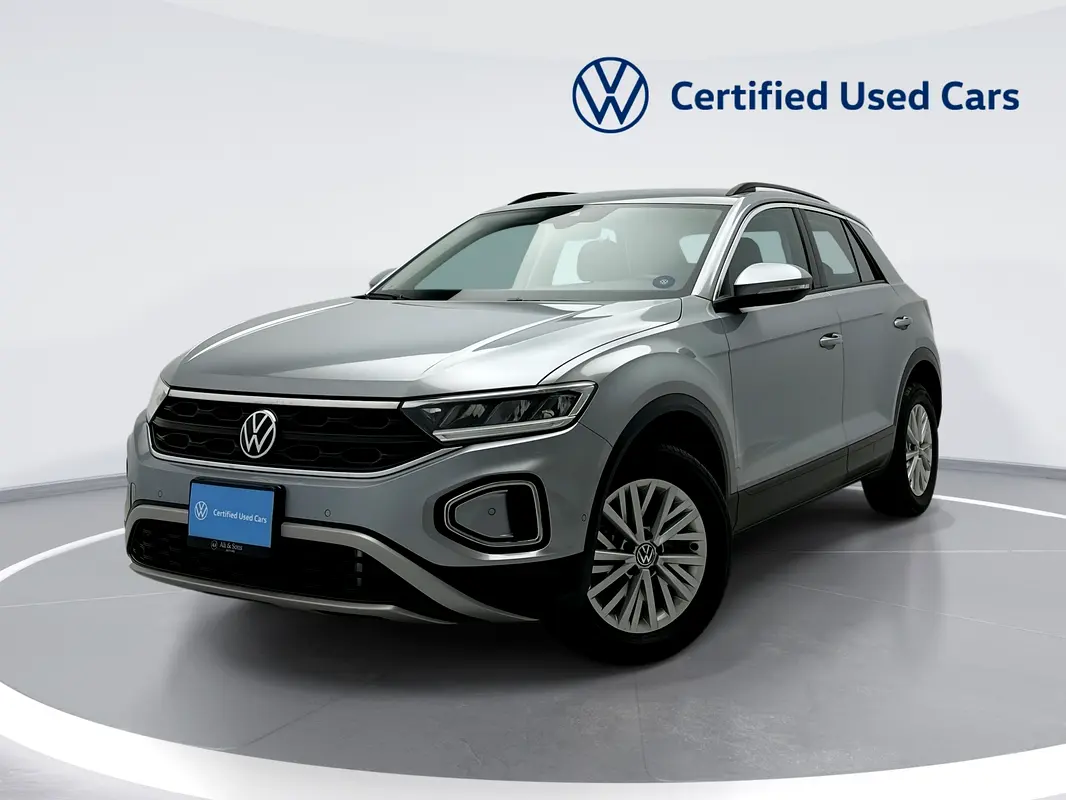 Volkswagen T-Roc 2024 — photo 1 of 15