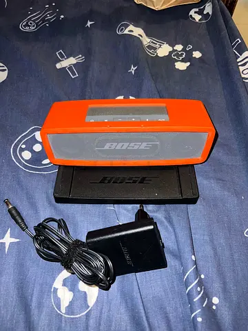 Bose Soundlink Bluetooth Rechargeable Speaker