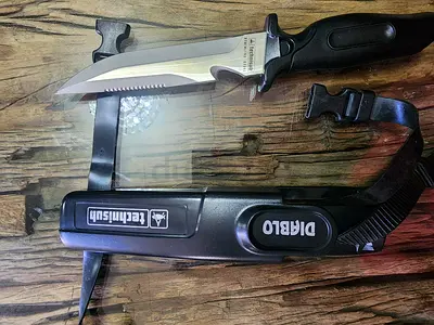 Diving knife