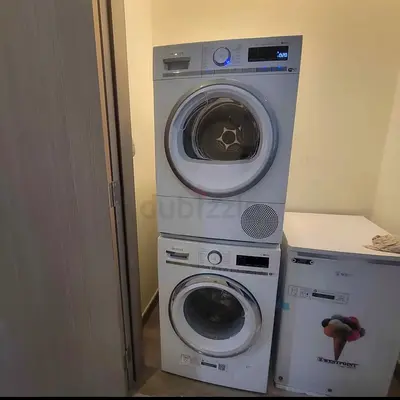 Siemens iq700 latest model dryer and iq800 washing machine same like new condition perfect working