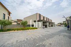 Luxury 3 Bedroom | Corner Unit | Ready to Move In