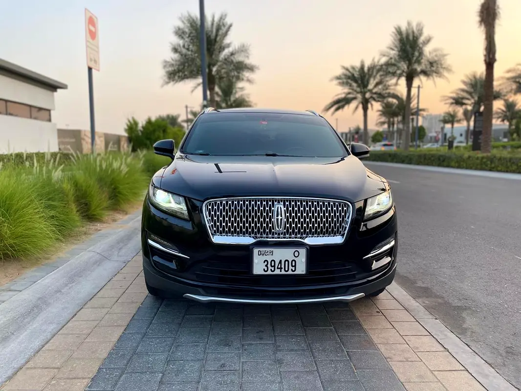 Lincoln MKC 2019 — photo 1 of 9