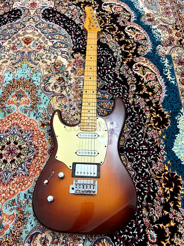 Godin session burst left handed with case