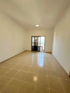 Two-bedroom apartment for annual rent