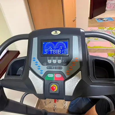 Used Treadmill with Console and Safety Key - Good Condition