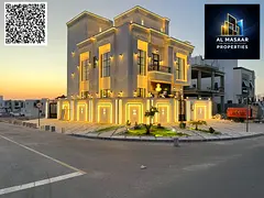 Corner villa with classic design, custom finishing, and a roof terrace. 6 master bedrooms. Price inc