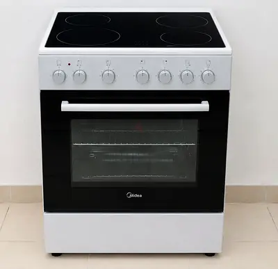 Midea Electric Ceramic Hob Cooker with Oven - Good Working Condition, Rarely used