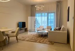 Stunning Residence in a Vibrant Community
