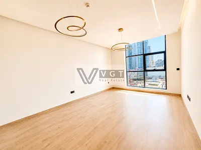 6 CHEQUES | BEST DEAL | READY TO MOVE IN | PRIME LOCATION