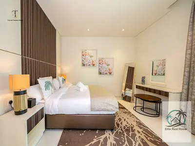 Modern Waterfront Apartment | Pool | Sauna | Covered Parking