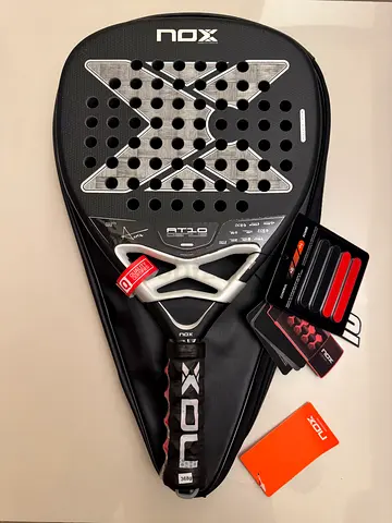 NOX Padel Racket AT10 Genius Attack 18K by Agustin Tapia 2026