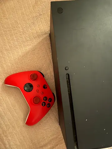 Xbox Series S بحالة ممتازة