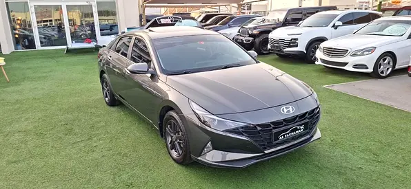 Hyundai Elantra GL MID 2023 - Korean Specs - GCC Stock