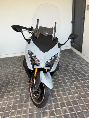 Yamaha Tmax grey nardo