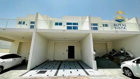 3 bedroom Townhouse in (AVENCIA) Damac Hiils 2 Community