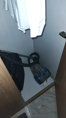 Compact canister vacuum cleaner - good working condition needs cleaning inside