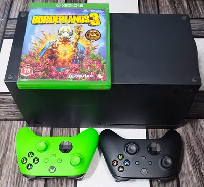 Microsoft Xbox series x 1tb 2 controller 1 game for sale