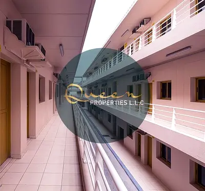 معسكر عمالي متكامل الإيجار في جبل علي الصناعية دبي | سعة 452 شخص وعائد استثماري قوي