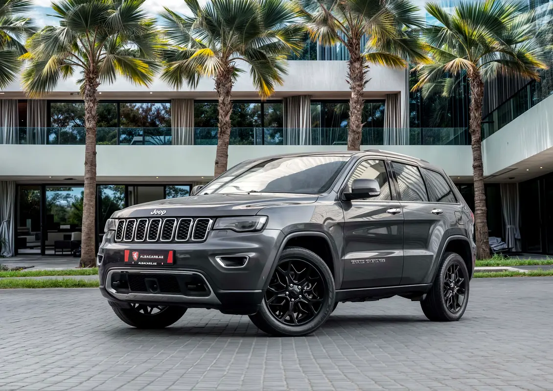 Jeep Grand Cherokee 2021 — photo 1 of 14