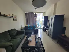 FULLY FURNISHED | READY TO MOVE | BRIGHT UNIT