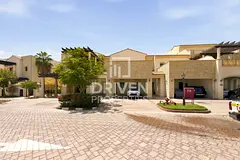 Perfect Location 3BR Villa | Single Row Community