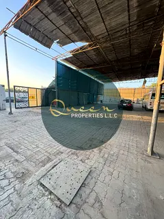 Warehouse for rent - Industrial Area 6 - Sharjah