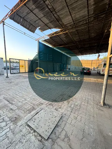 Warehouse for rent - Industrial Area 6 - Sharjah