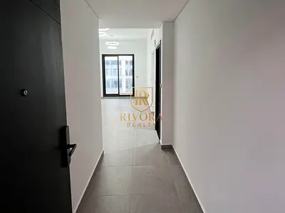 1 BHK I ROOFTOP POOL & GYM I PRIME LOCATION