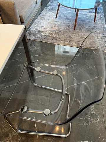 Transparent Acrylic Dining/Accent Chair with Chrome Frame (Like New)