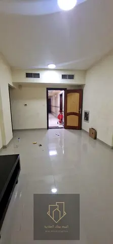 اطلاله مميزه + مساحه واسعه + دفعات مرنه + قريبه من جميع الخدمات والمخارج