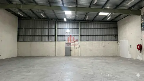3000 SQFT COMMERCIAL WAREHOUSE IN AL QUOZ IND AREA 4