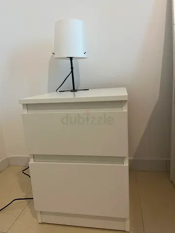 Bedside table with 2 drawers