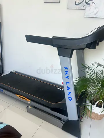 Sky Land electric treadmill - foldable, used perfect condition full size