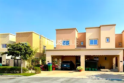 Private Garden | Close to Pool | Single Row