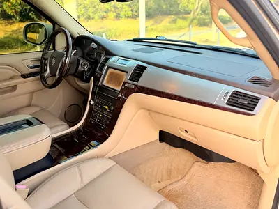 2013 Cadillac ESCALADE — миниатюра 12