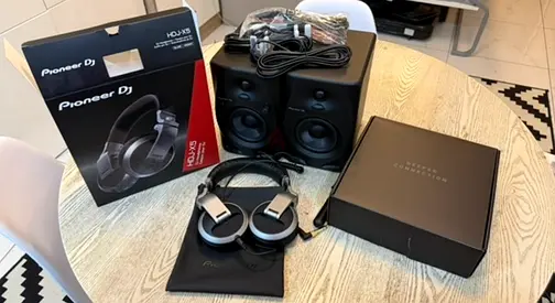 Pioneer xdj rx3 and accessories for sale
