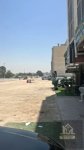 READY TO MOVE 1BHK JUST…(23000)FAMILY BULDING