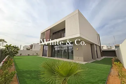 Landscaped | Extra Privacy | Drivers Room