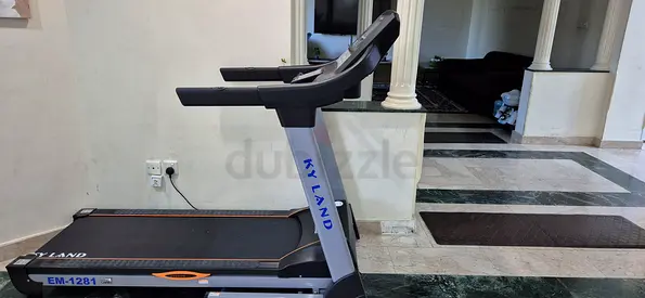 SKY LAND EM-1281 Treadmill - Good Working Condition