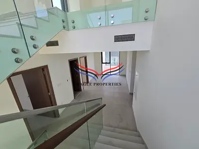 Contemporary Villa | Location | Vacant | Luxury