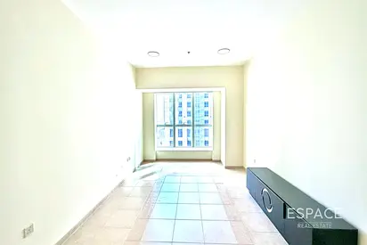 2 Beds | Elite Residence | Available Mid-March