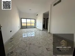 Elegant brand-new apartment with 1 bedroom, spacious living room, equipped kitchen, and 2 bathrooms