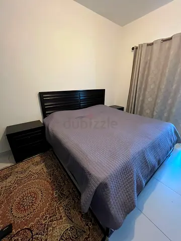 Dark Wood 4 pcs Bedroom set
