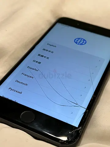 iPhone 8plus with cracked screen - needs screen replacement.