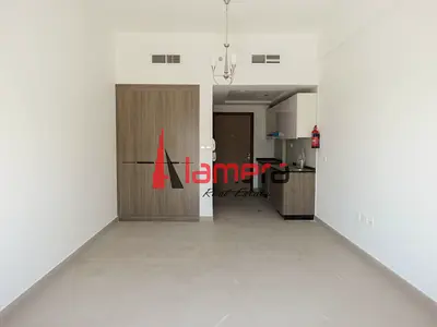 استوديو غير مفروش | شرفة | إطلالات على المسبح والمدينة