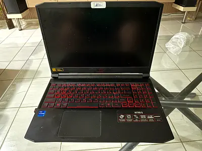 Acer Nitro 5 Gaming Laptop – i7 11th Gen / RTX 3050 / 16GB RAM / 144Hz