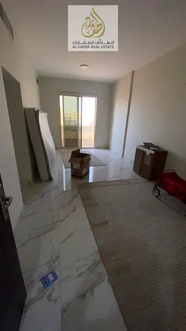 غرفتين وصالة للإيجار في الجرف 3 📍 بلكونة ومساحات كبيرة ✨ ثاني ساكن